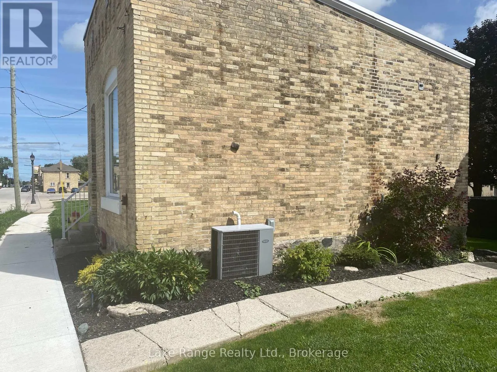 A - 68 HURON STREET, #A