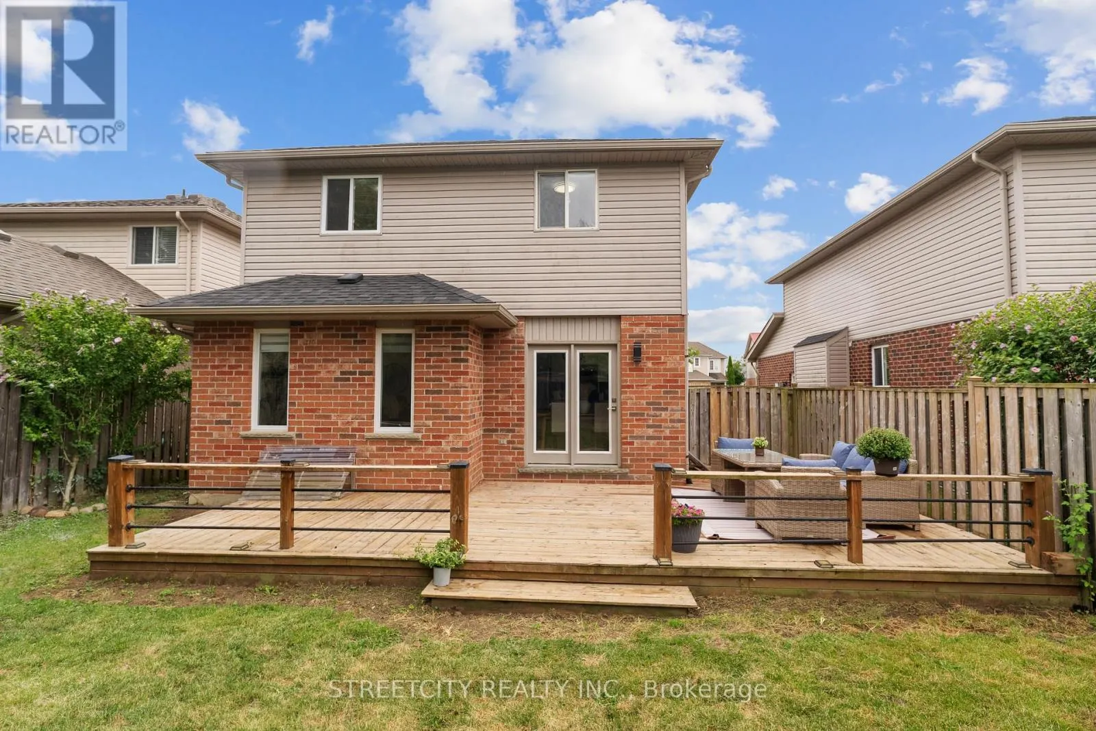 1176 SOUTH WENIGE DRIVE