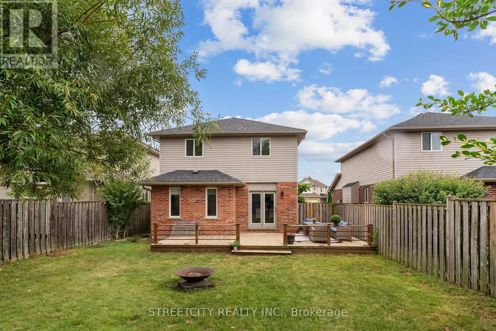 1176 SOUTH WENIGE DRIVE