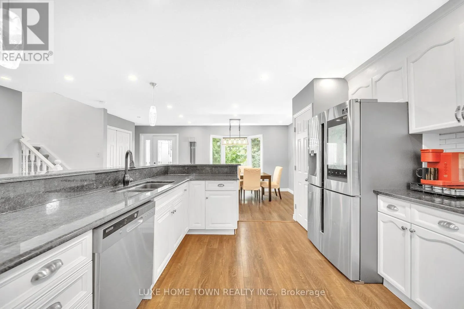 170 ELMSLIE PLACE