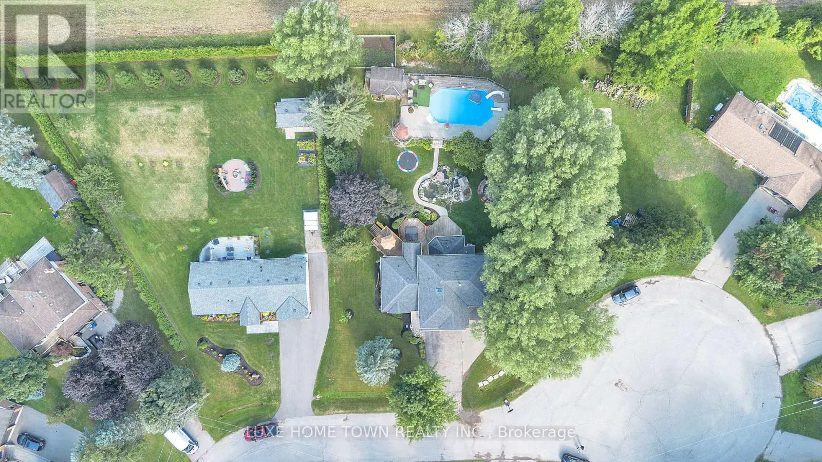 170 ELMSLIE PLACE