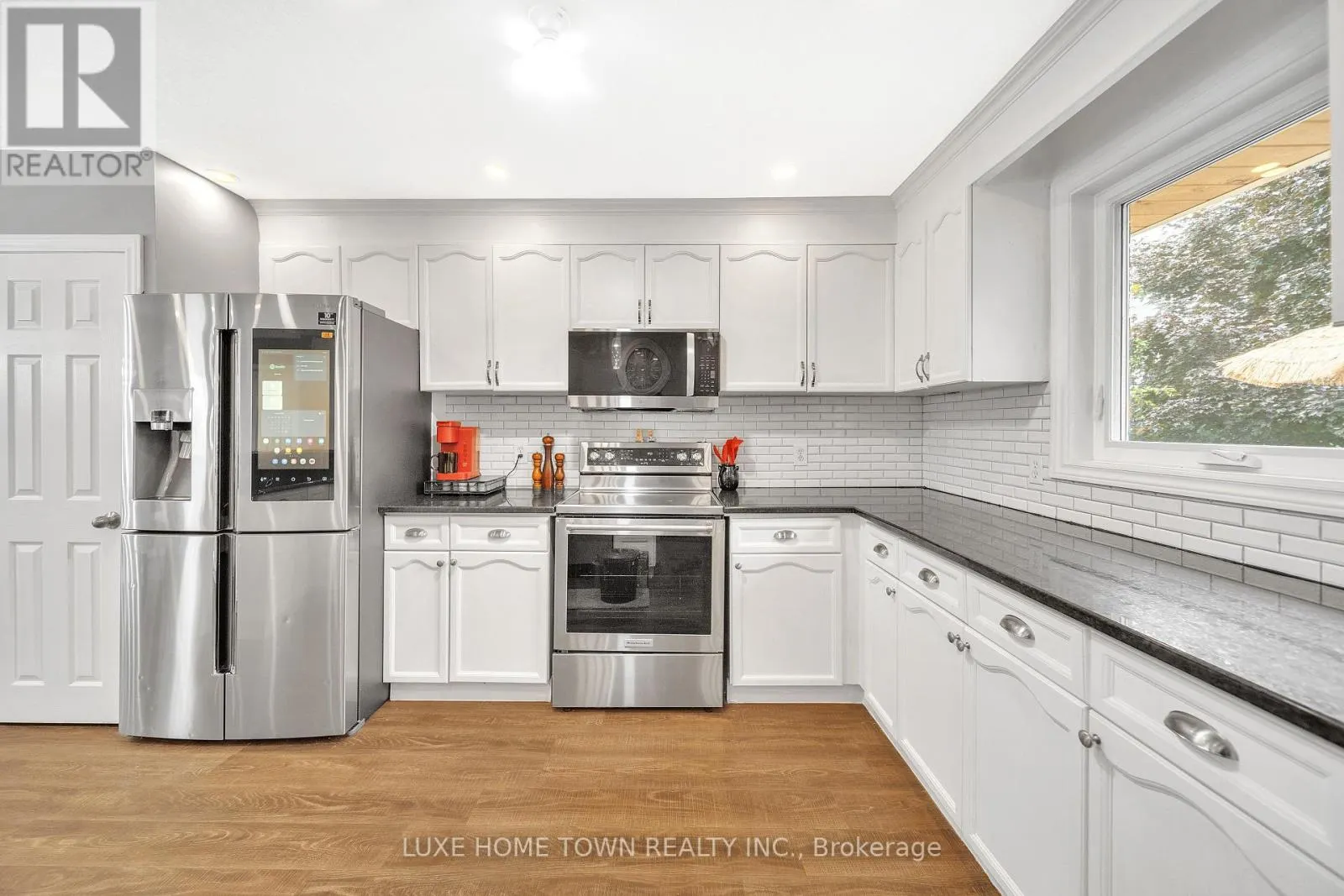 170 ELMSLIE PLACE