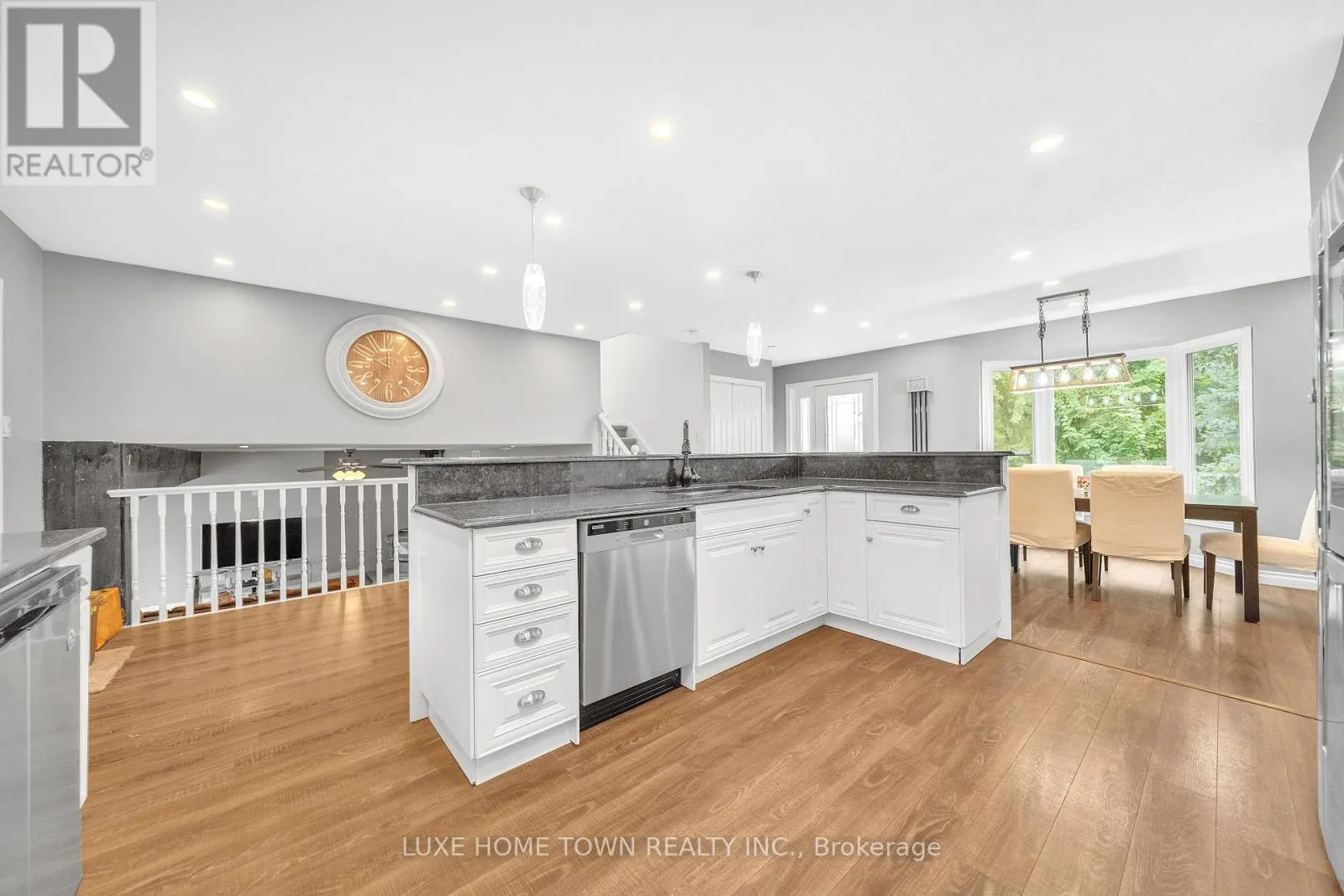170 ELMSLIE PLACE
