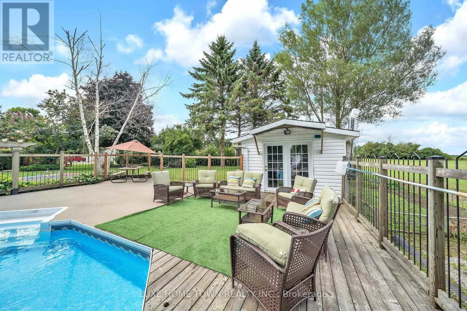 170 ELMSLIE PLACE