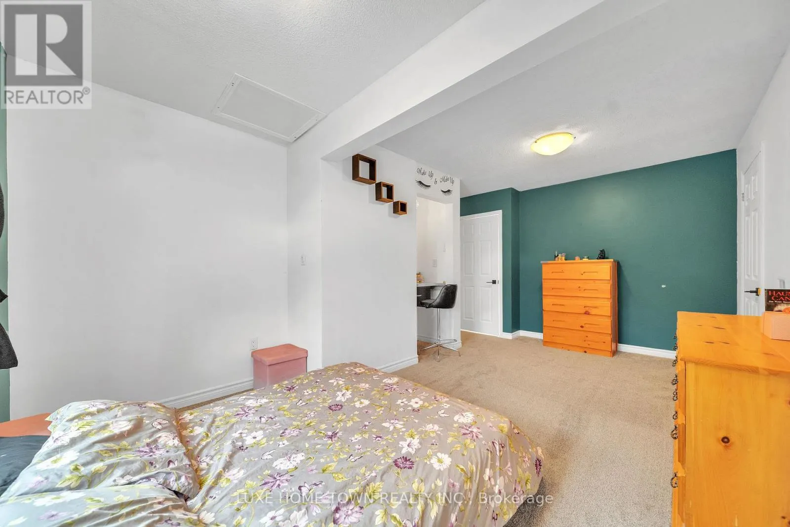 170 ELMSLIE PLACE