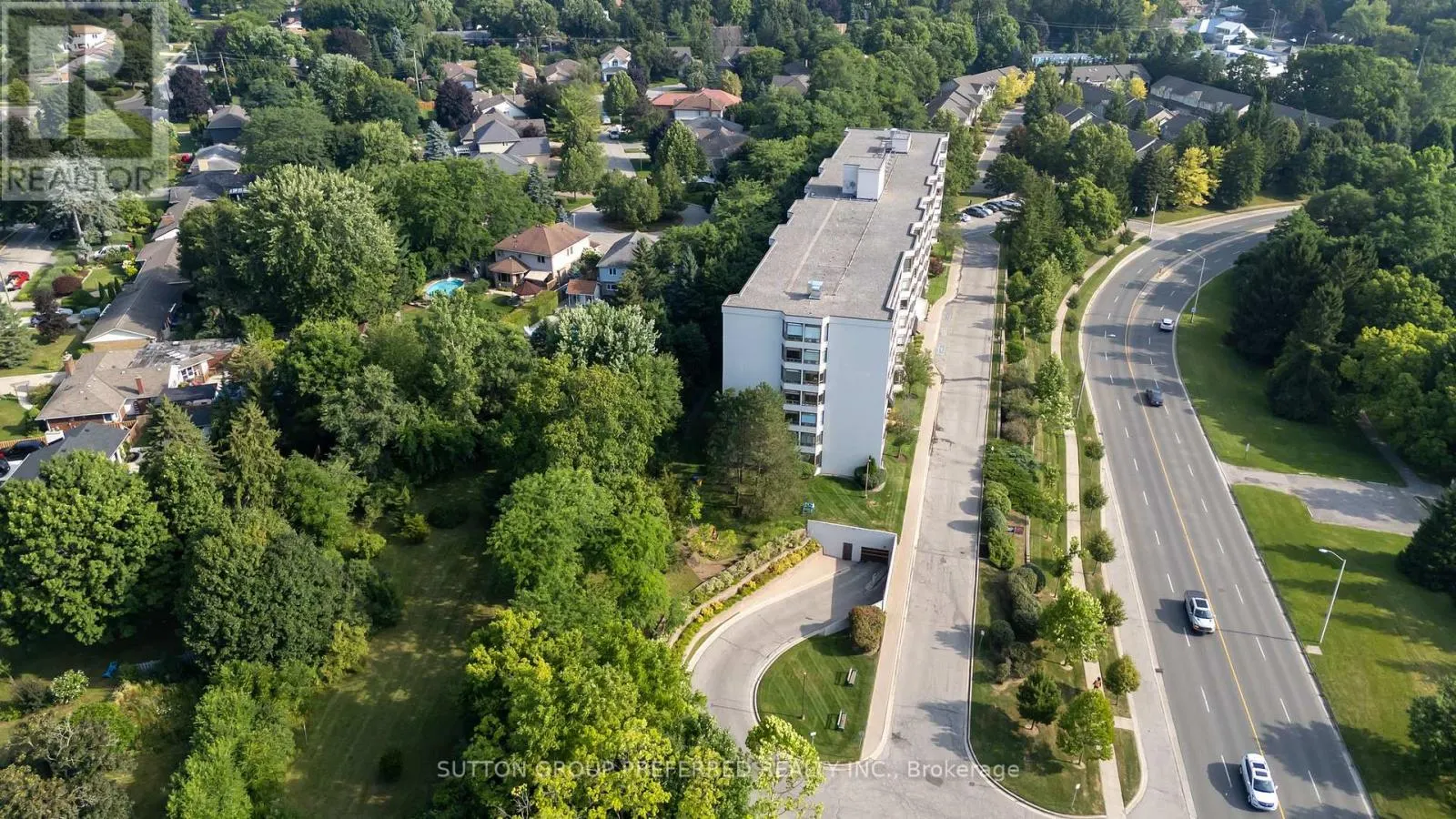609 - 521 RIVERSIDE DRIVE, #609