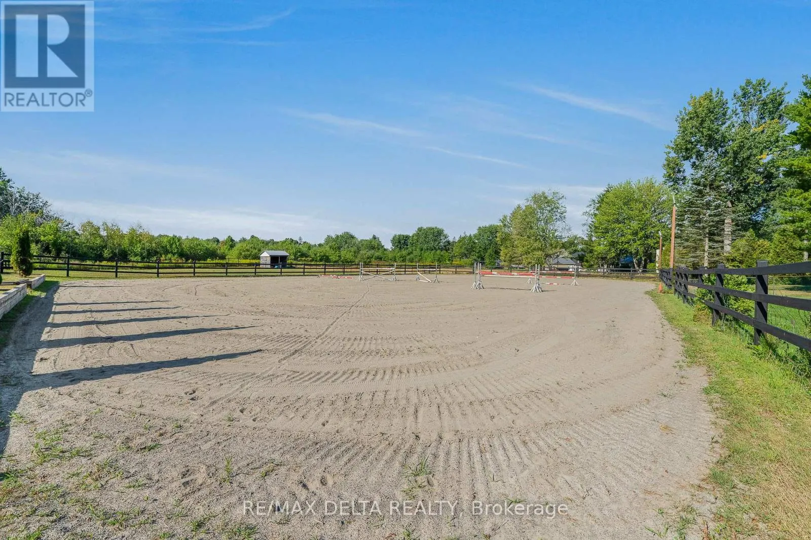 455 FRONT ROAD W