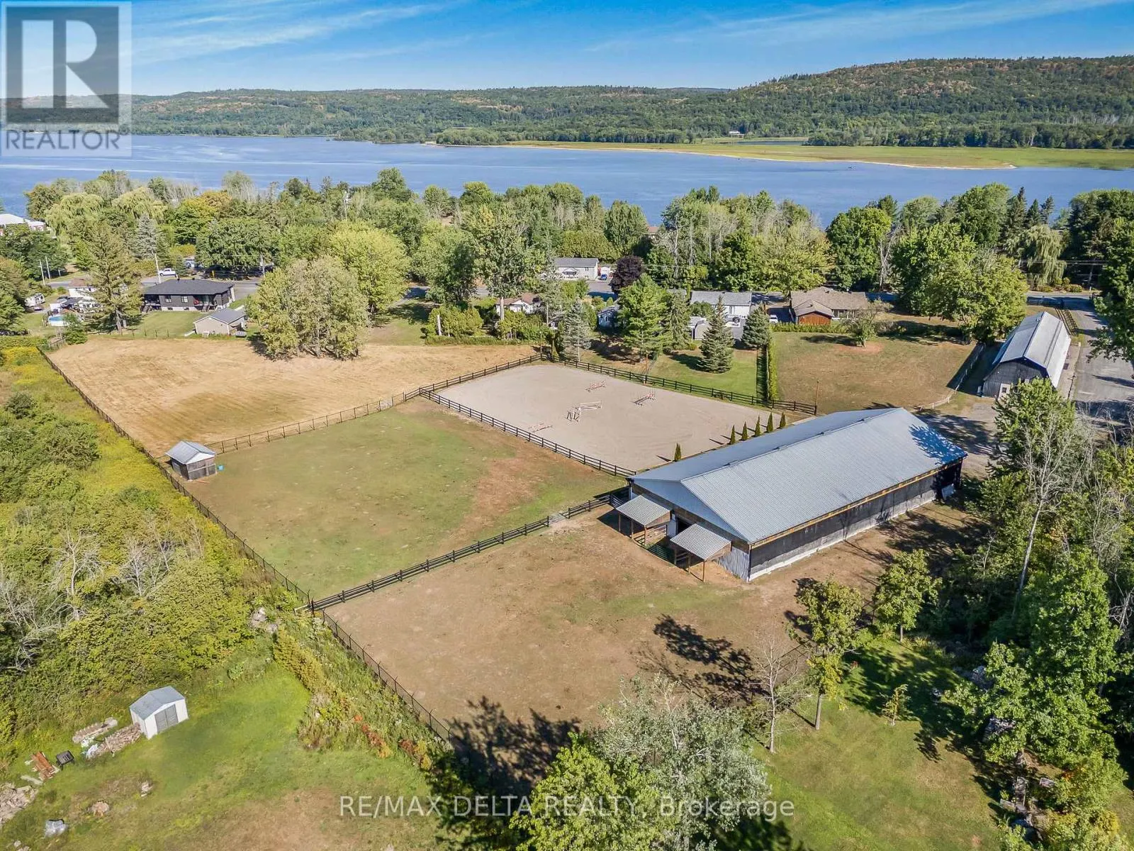 455 FRONT ROAD W
