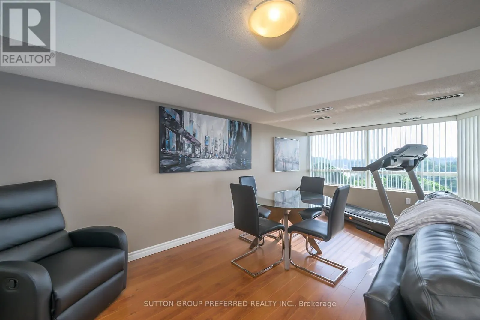 609 - 521 RIVERSIDE DRIVE, #609