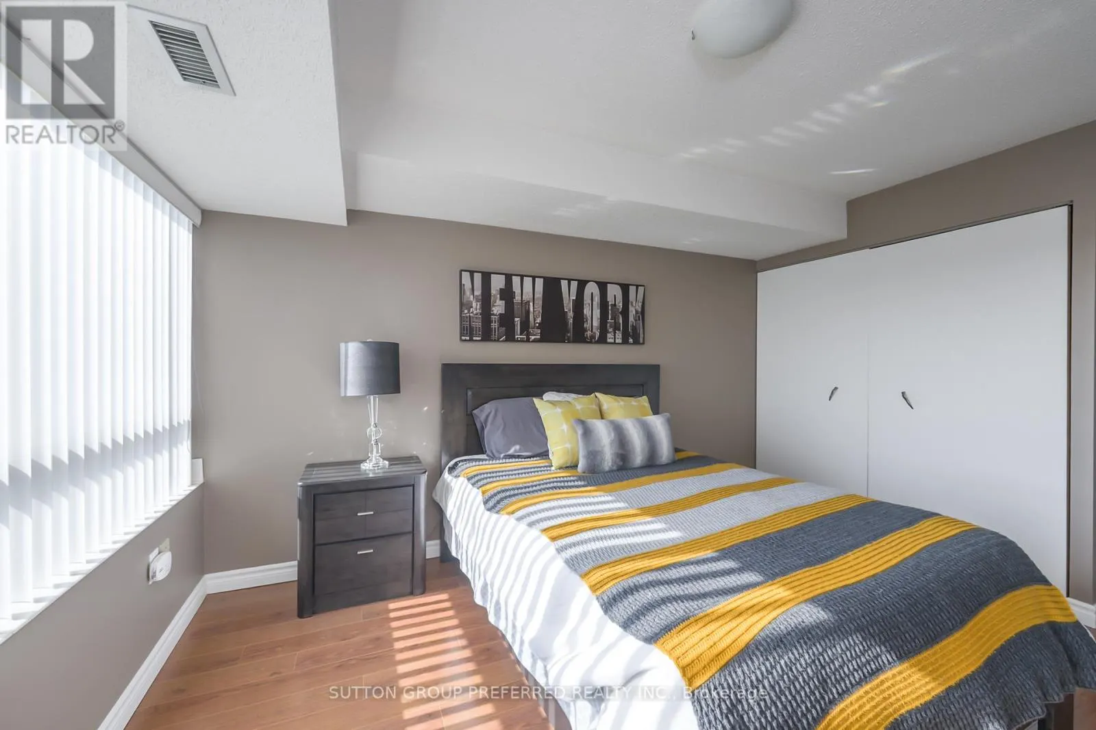 609 - 521 RIVERSIDE DRIVE, #609