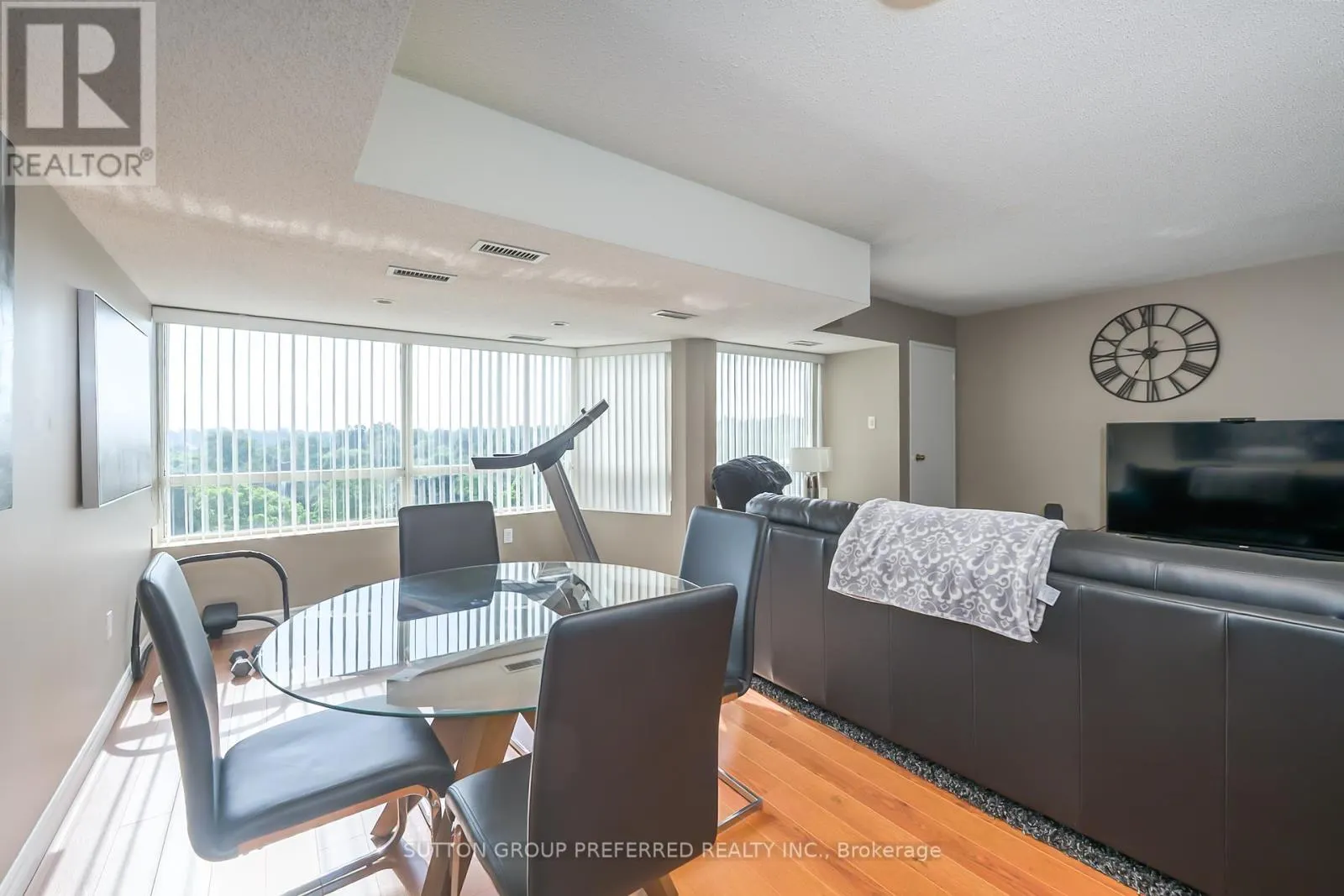 609 - 521 RIVERSIDE DRIVE, #609