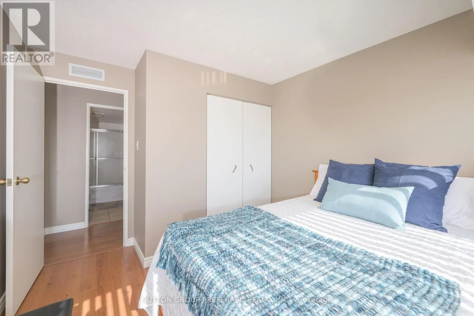 609 - 521 RIVERSIDE DRIVE, #609
