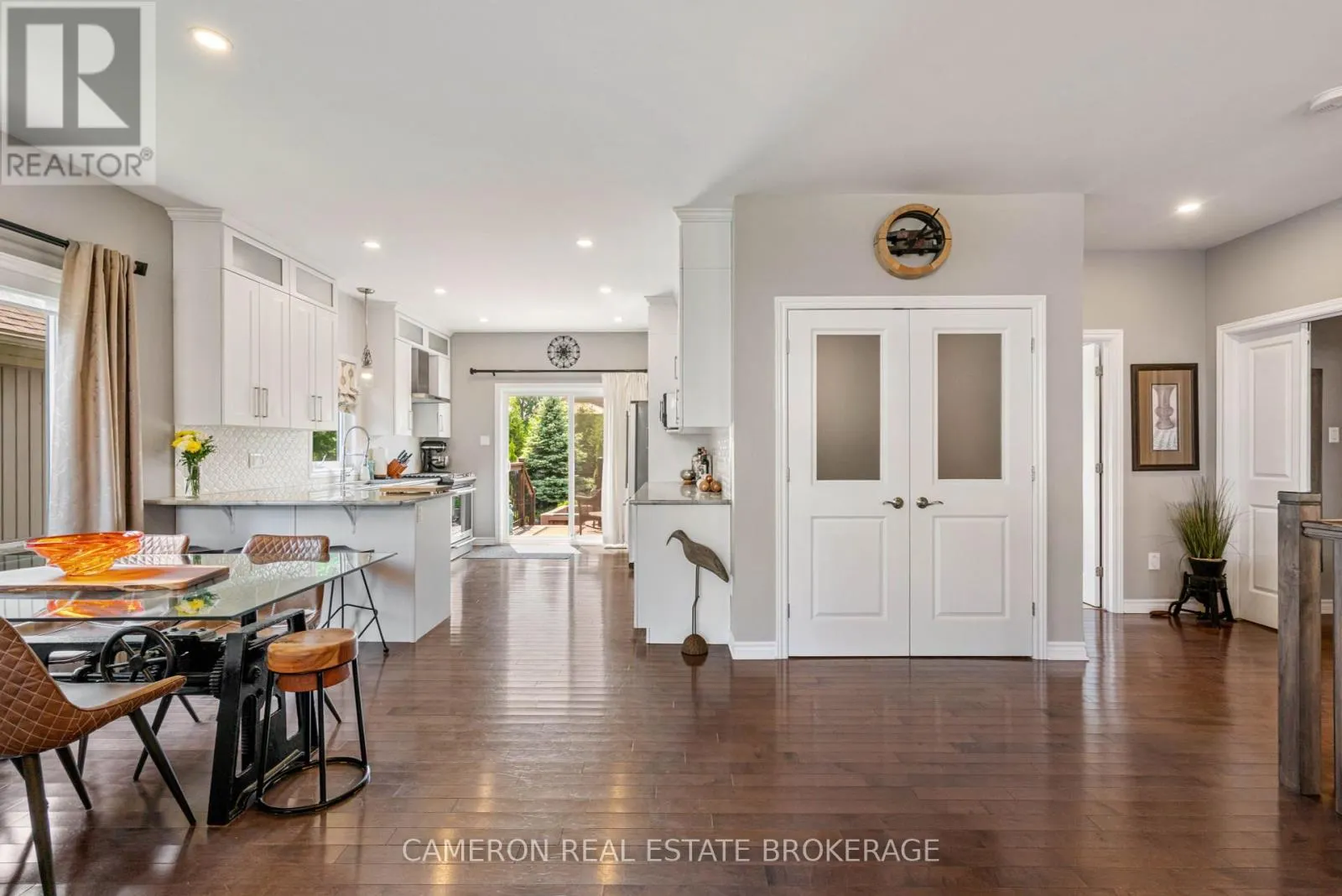 38 JIM BROWNELL BOULEVARD