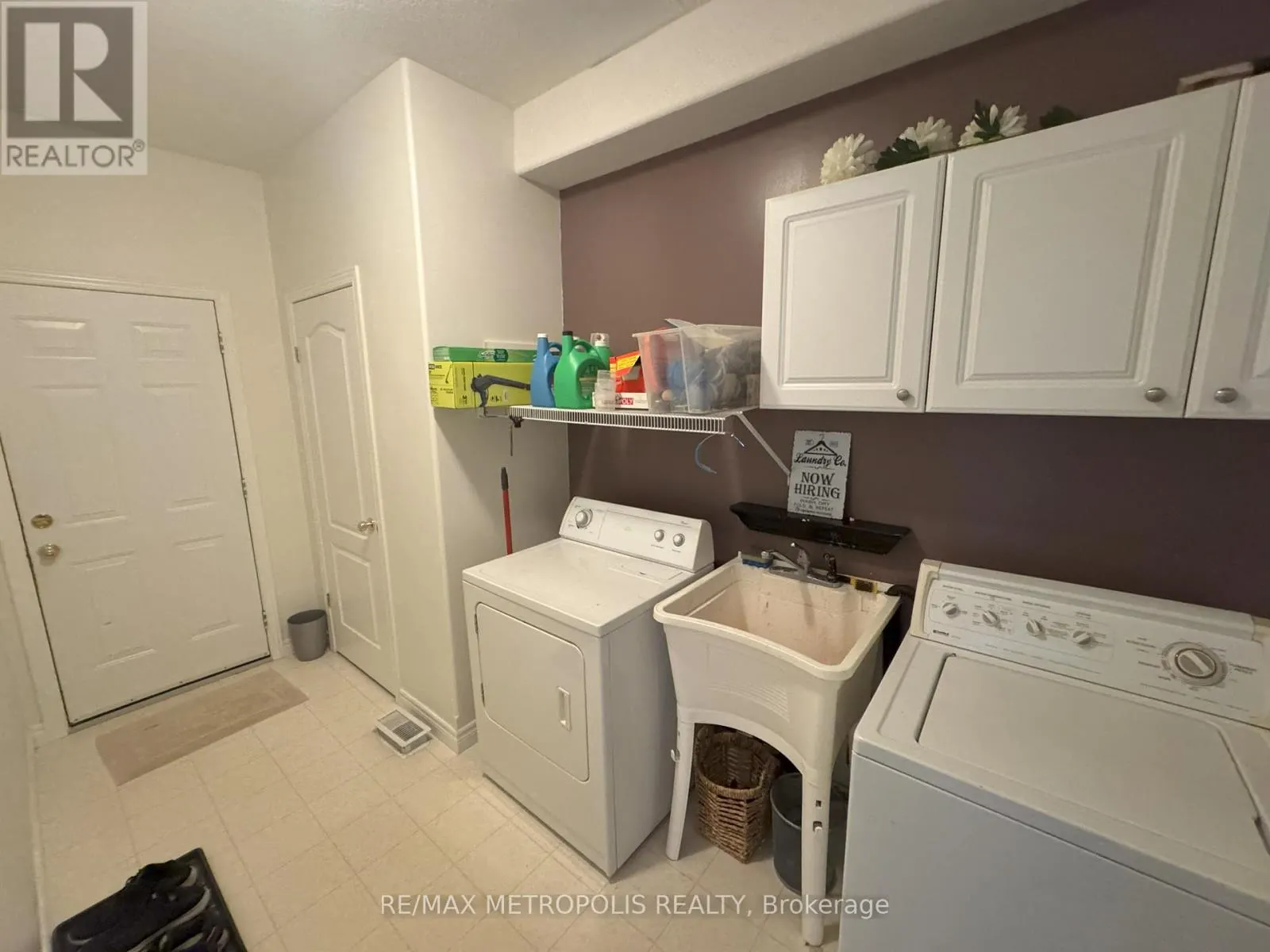 ROOM 2 - 770 BRANDENBURG BOULEVARD