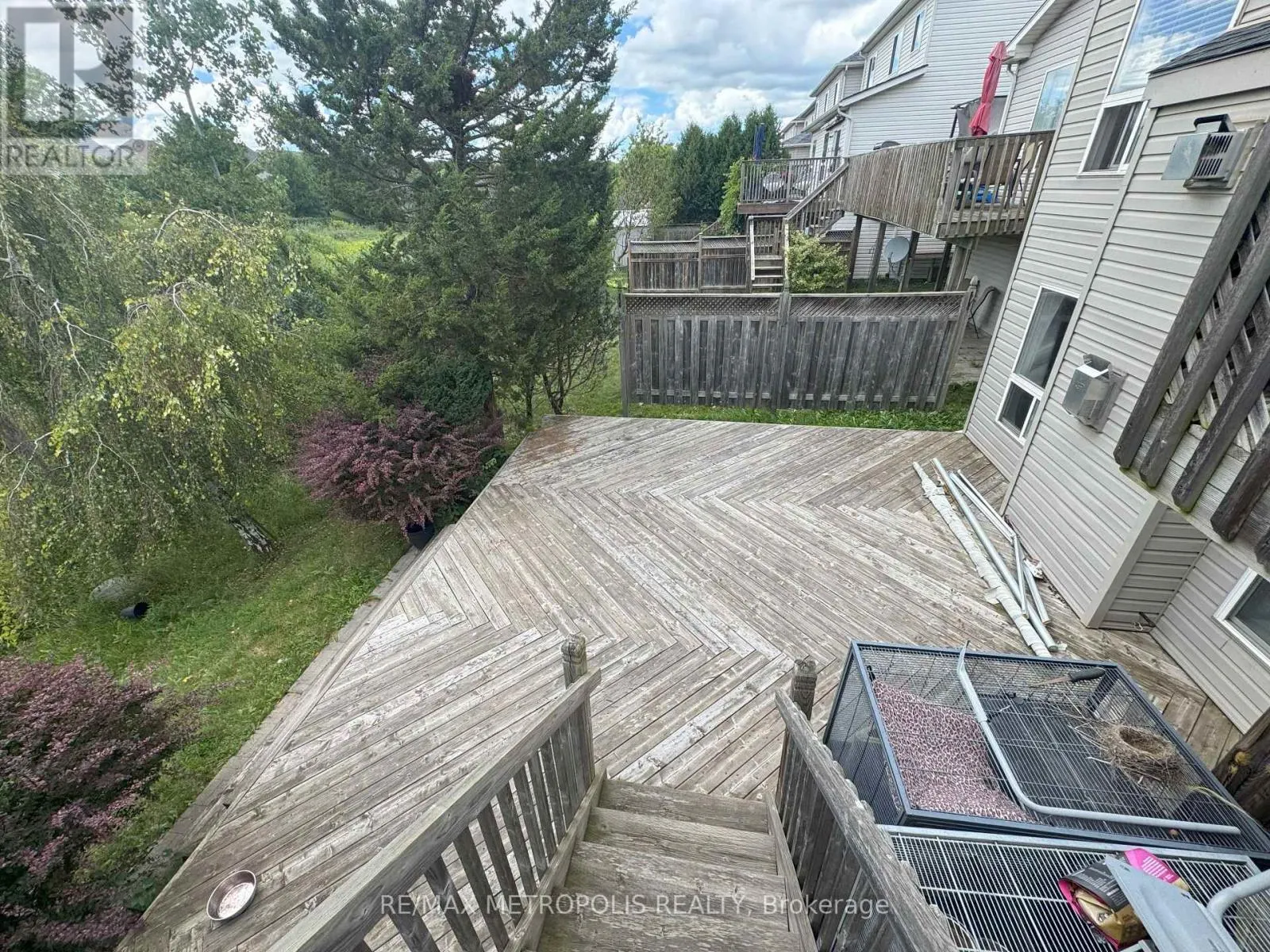 ROOM 3 - 770 BRANDENBURG BOULEVARD