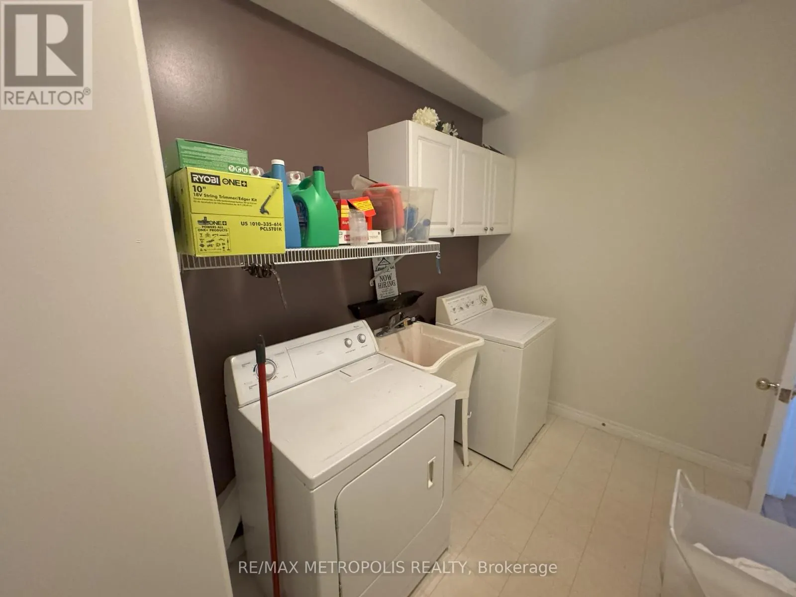 ROOM 3 - 770 BRANDENBURG BOULEVARD