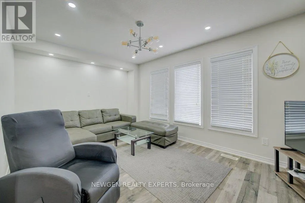390 LINDEN DRIVE