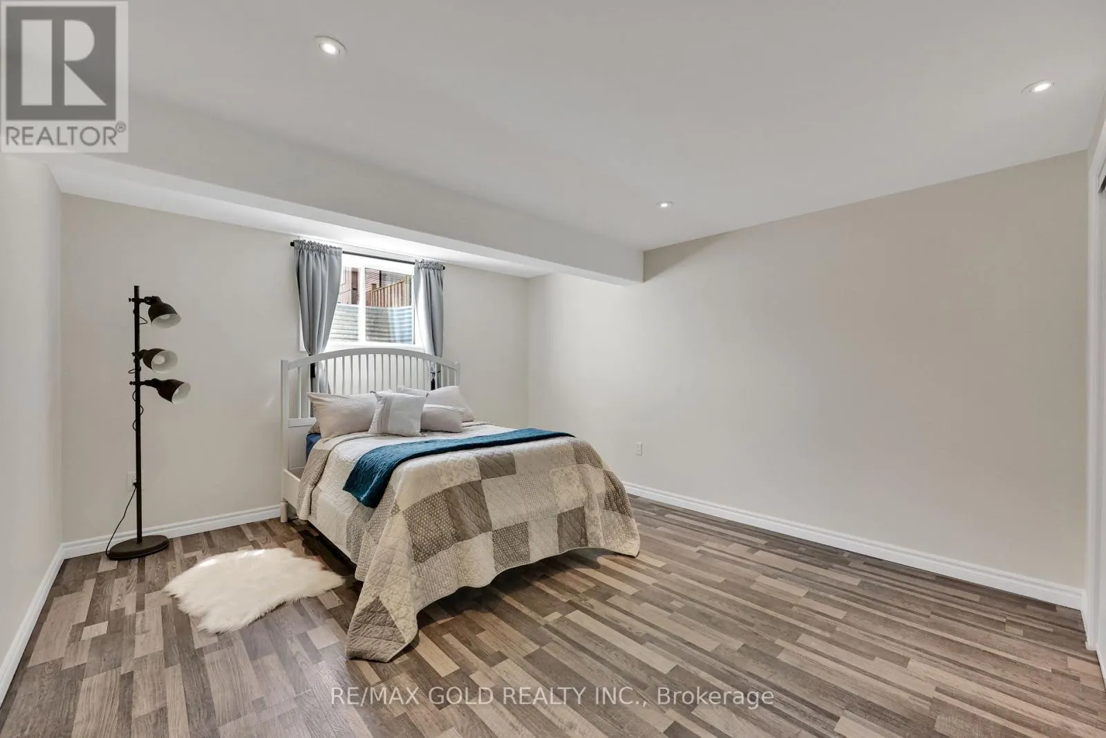 1460 DUNKIRK AVENUE