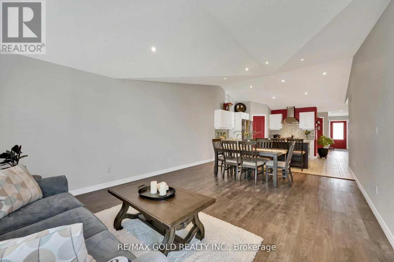 1460 DUNKIRK AVENUE