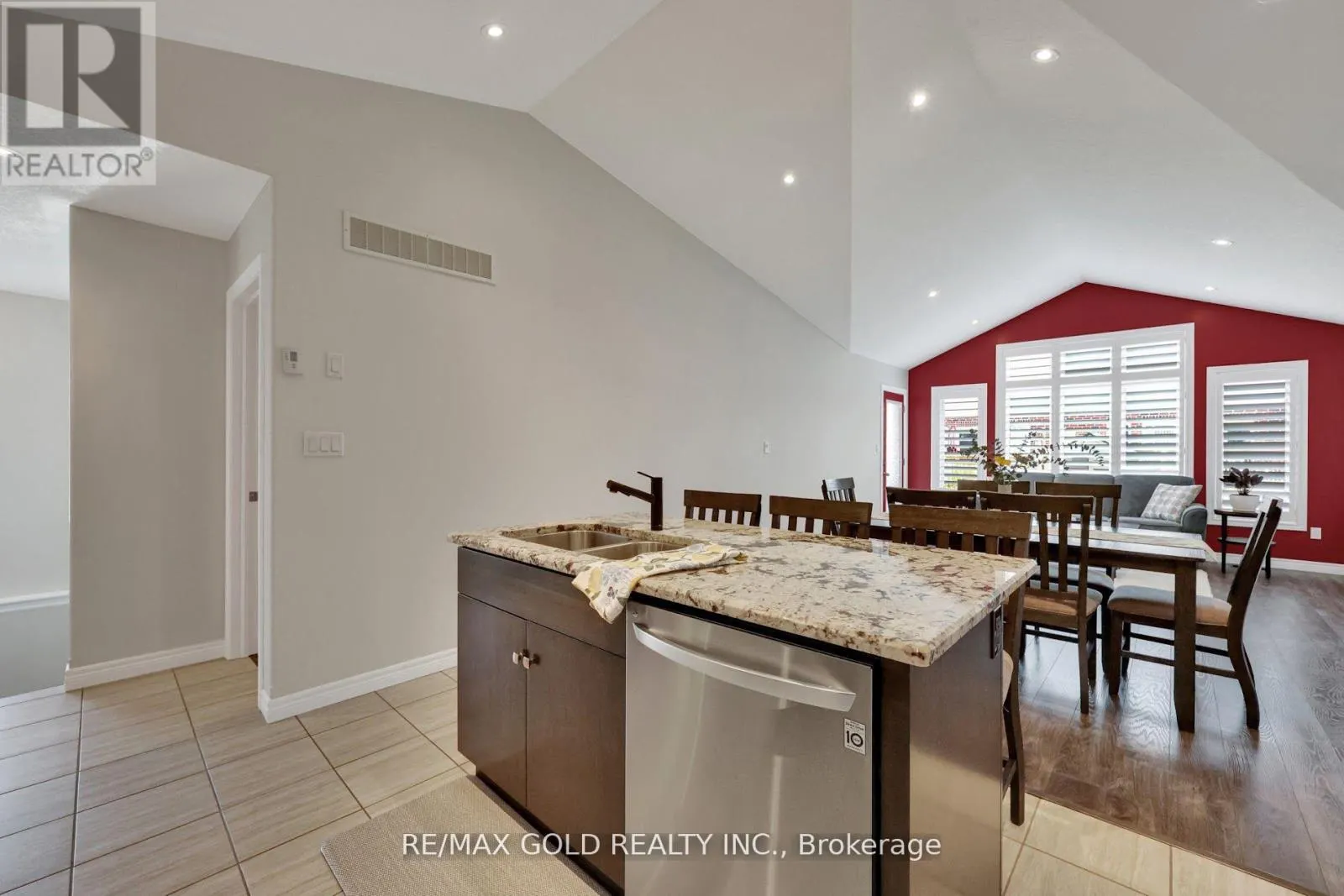 1460 DUNKIRK AVENUE