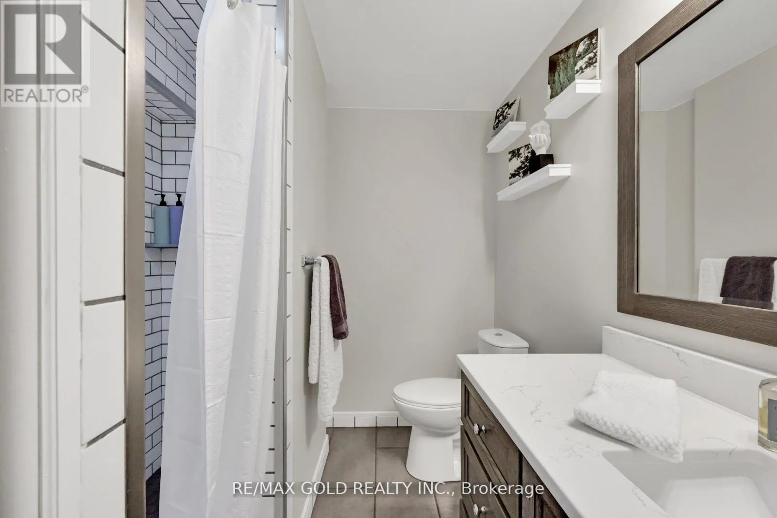 1460 DUNKIRK AVENUE