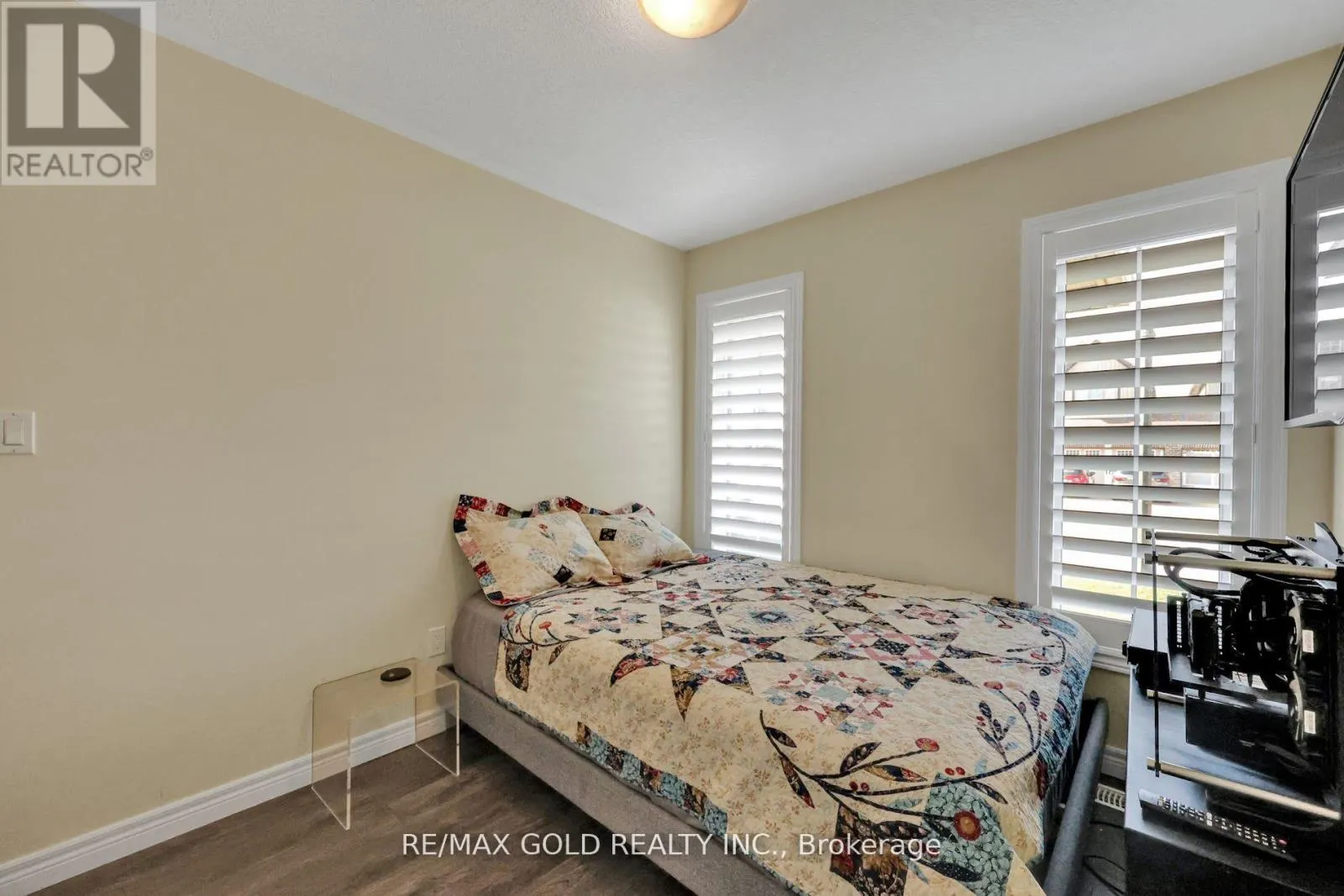 1460 DUNKIRK AVENUE