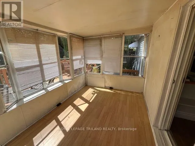 1895 WHITNEY STREET