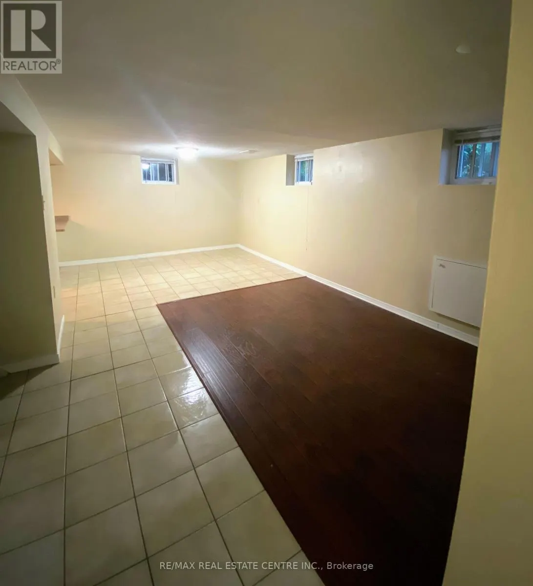 B - 89 ELGIN STREET N