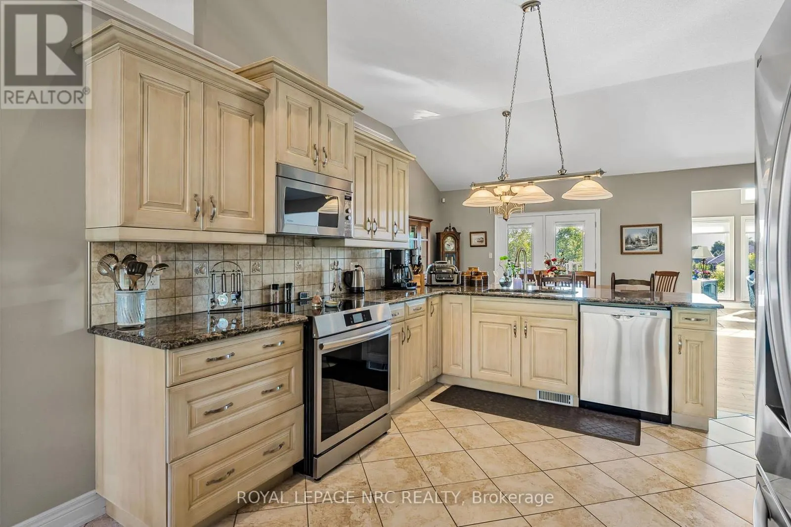 158 SUNRISE COURT