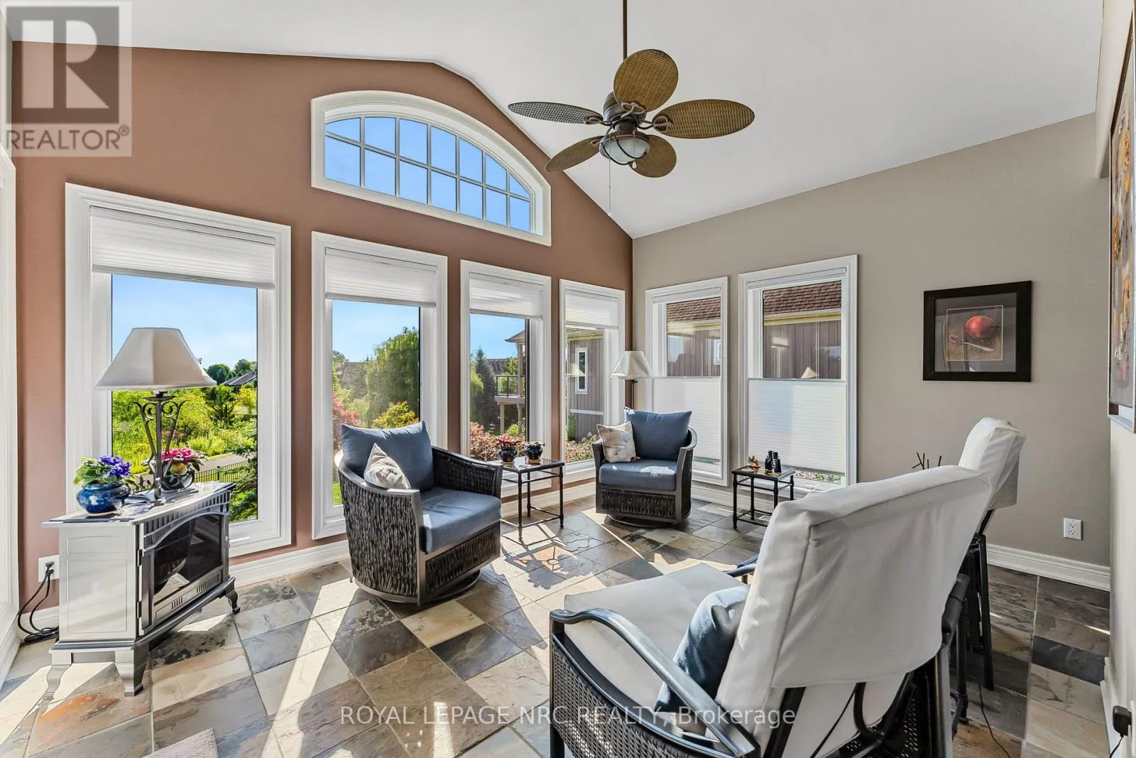 158 SUNRISE COURT