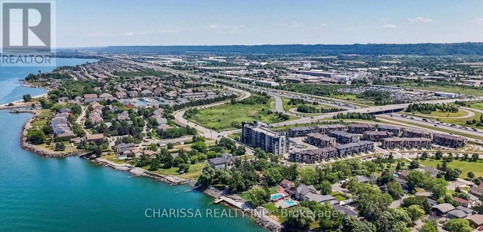#98 - 590 NORTH SERVICE ROAD
