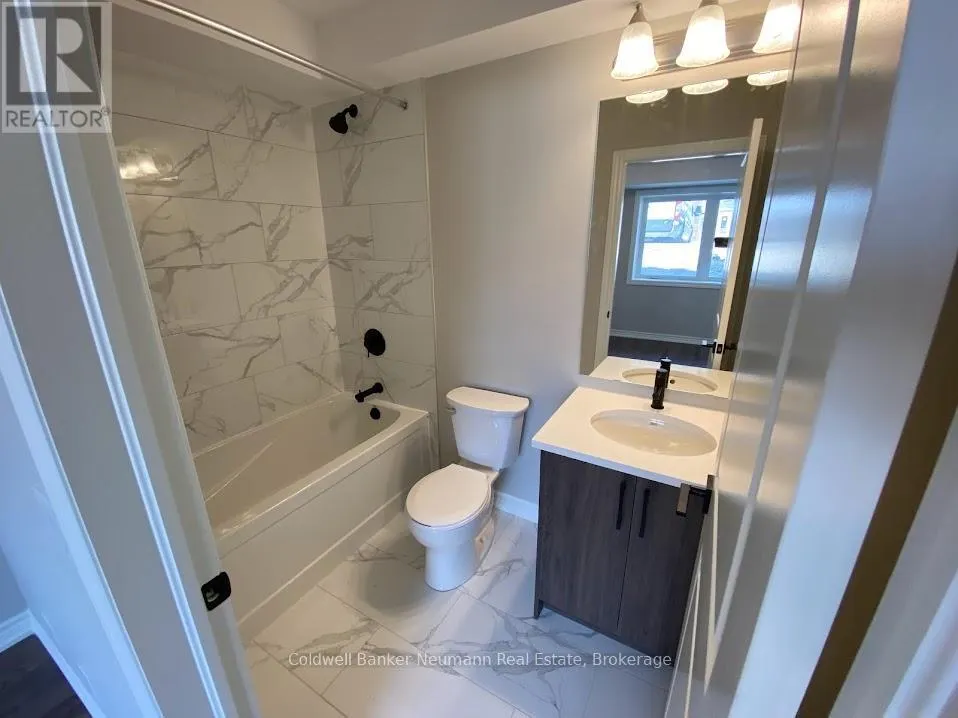23 - 235 CHAPEL HILL DRIVE, #23