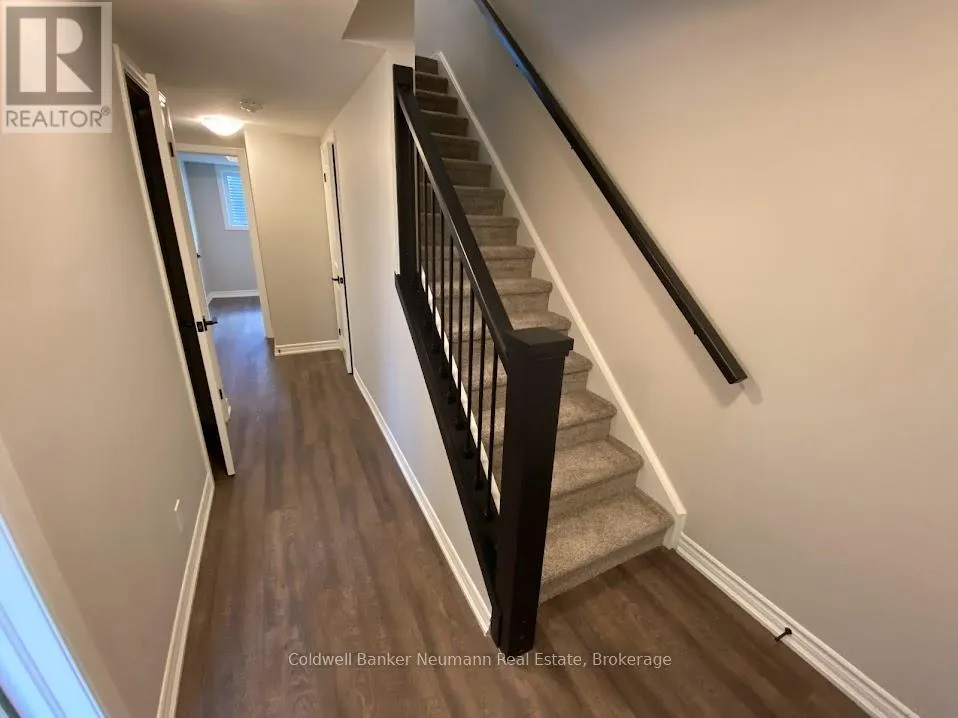 23 - 235 CHAPEL HILL DRIVE, #23