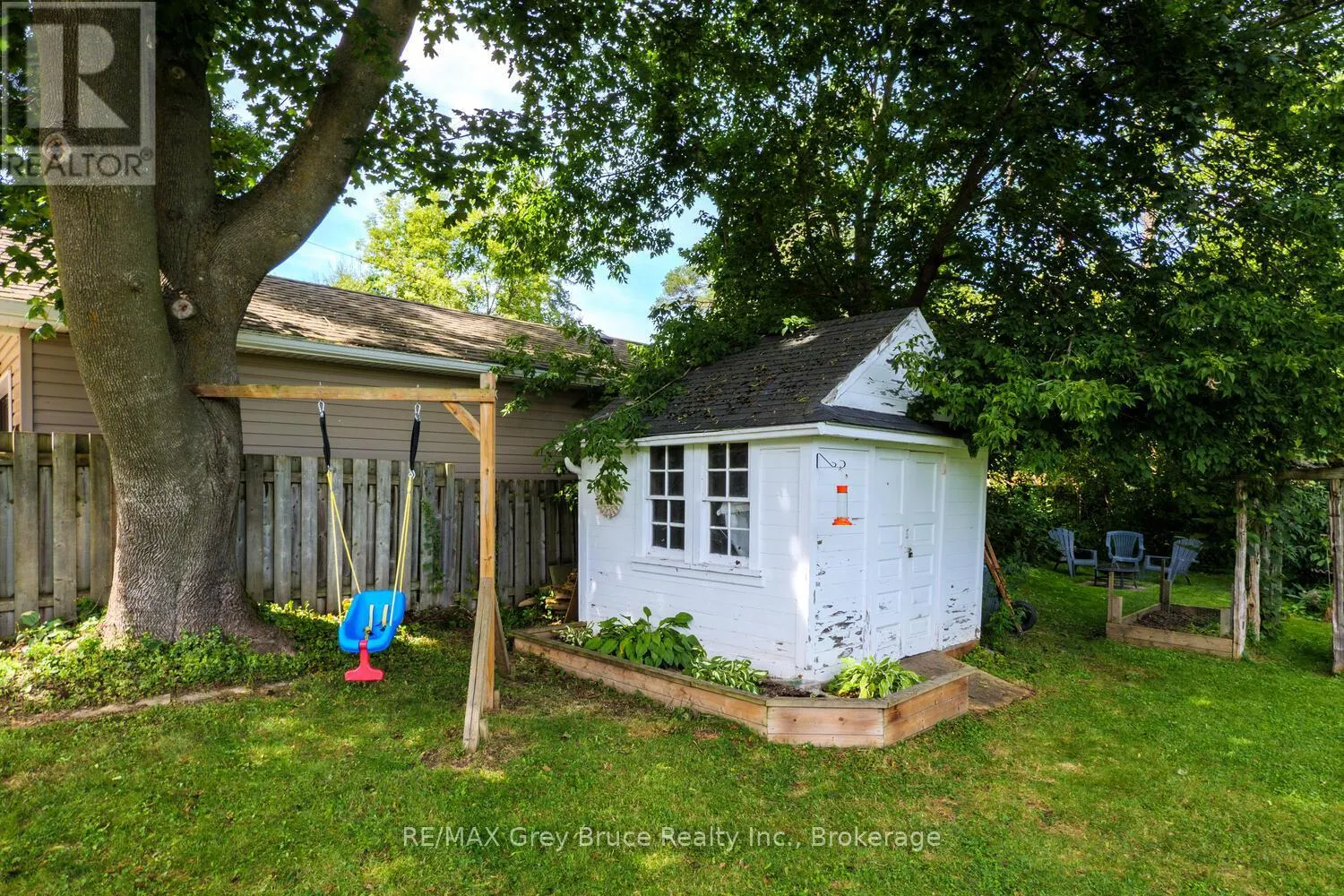 564 13TH A STREET
