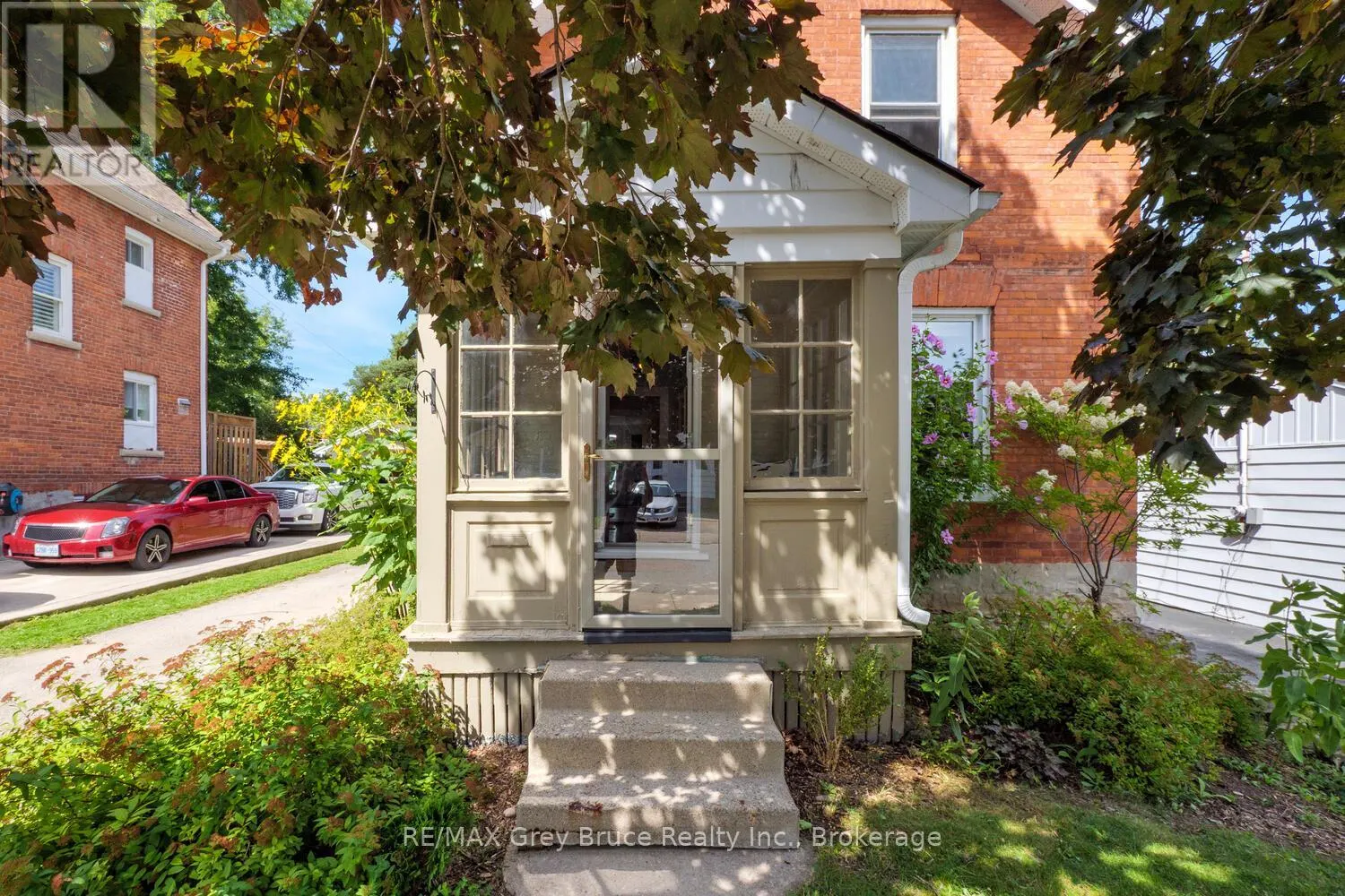 564 13TH A STREET