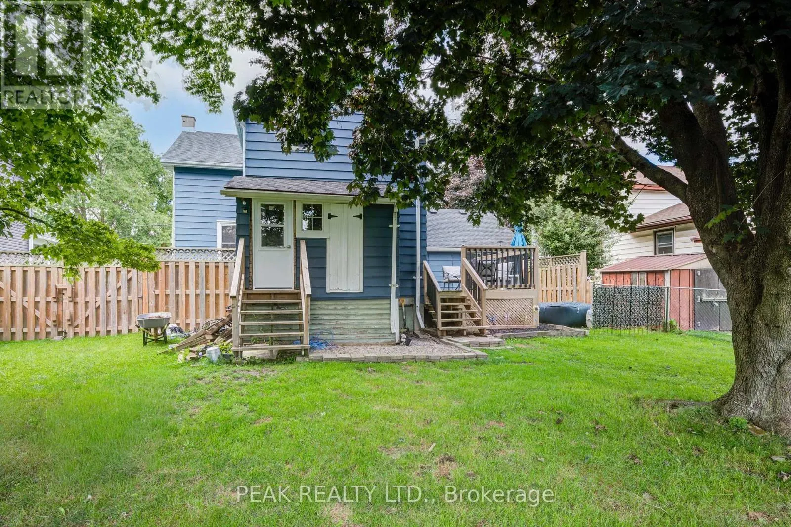 37 DECEW STREET W