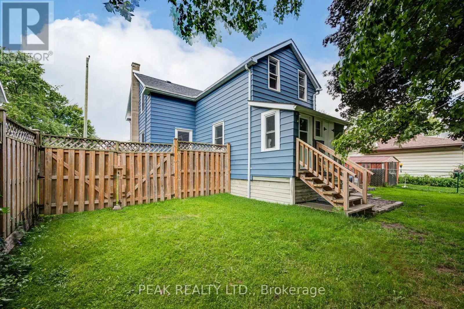 37 DECEW STREET W