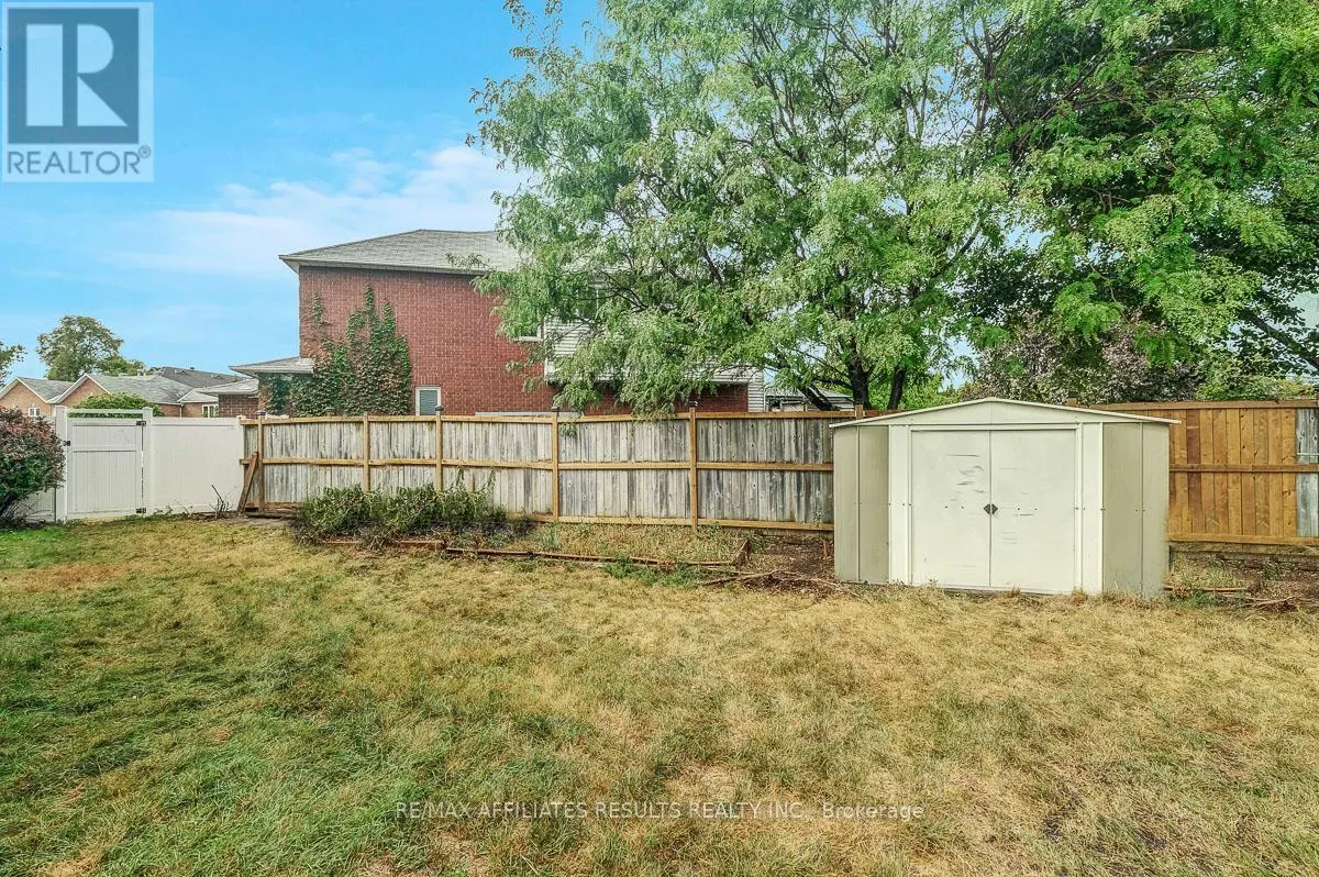 22 HENDRIE COURT