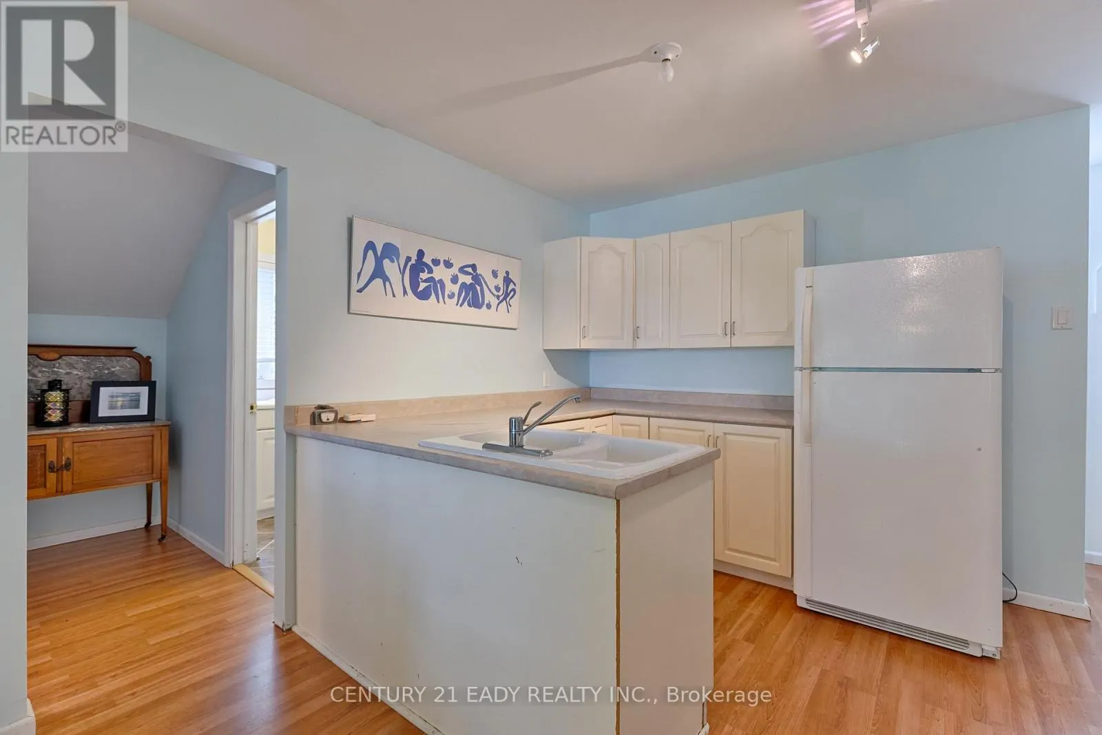 671 GRAPHITE BAY ROAD