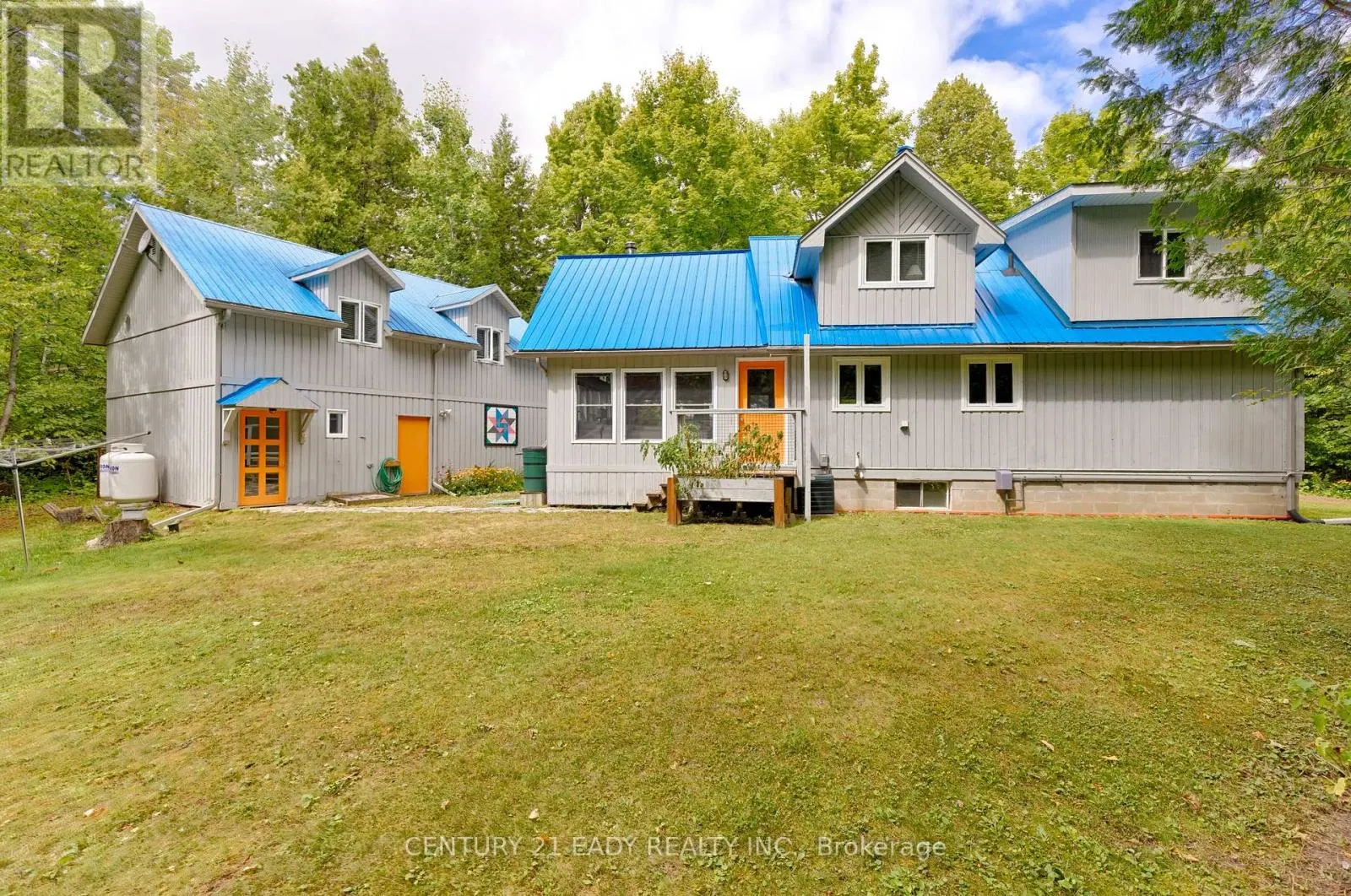 671 GRAPHITE BAY ROAD