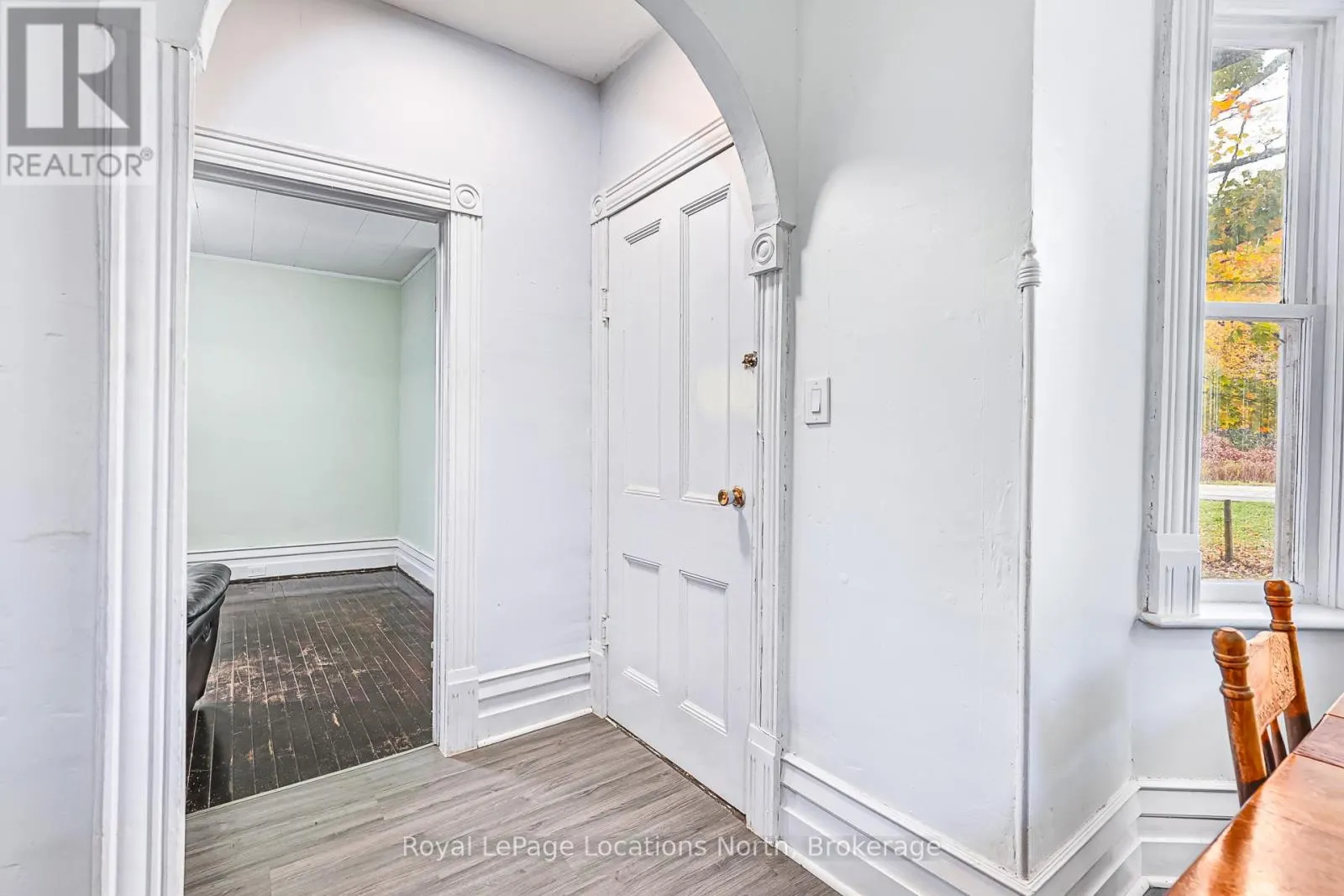 137662 GREY ROAD 12