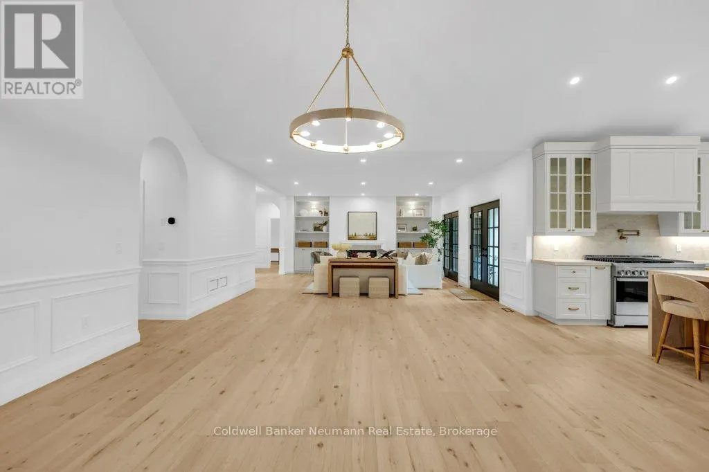 433 SOUTH RIVER ROAD