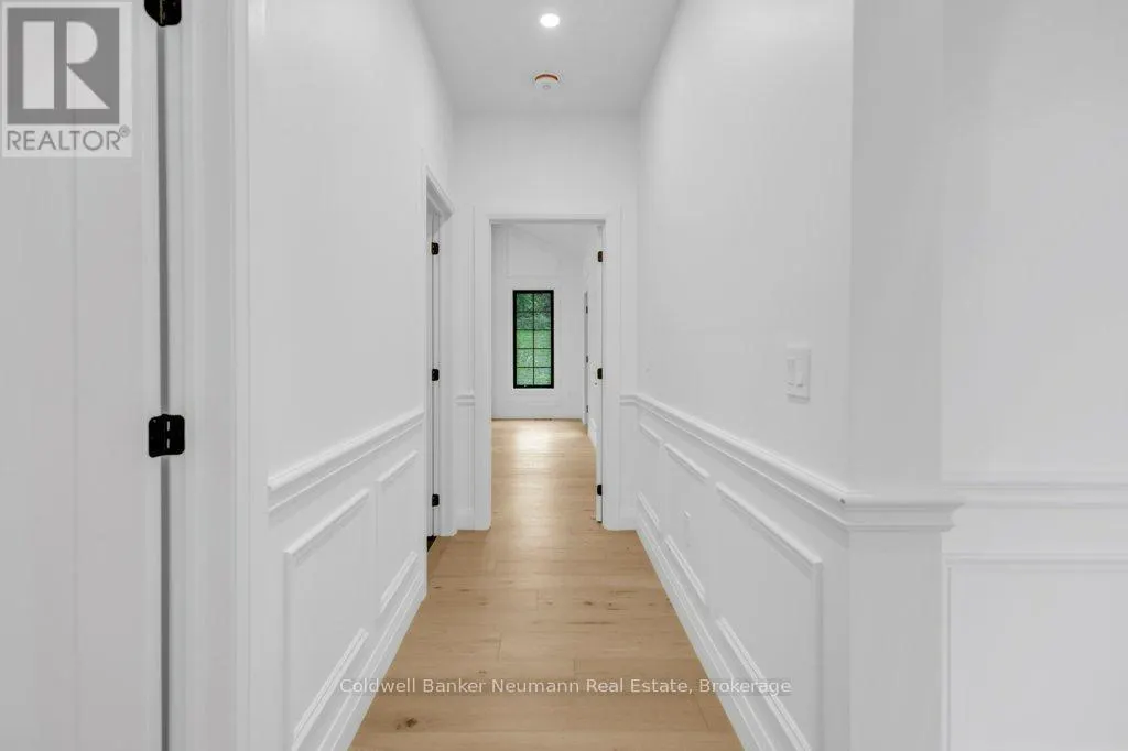433 SOUTH RIVER ROAD