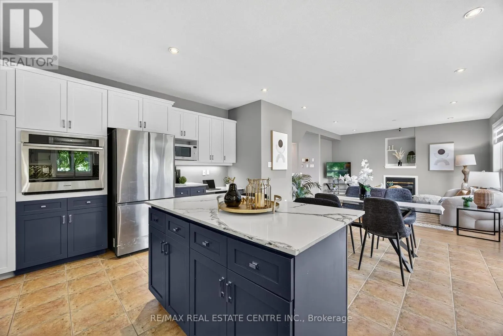 37 WOODLAND DRIVE