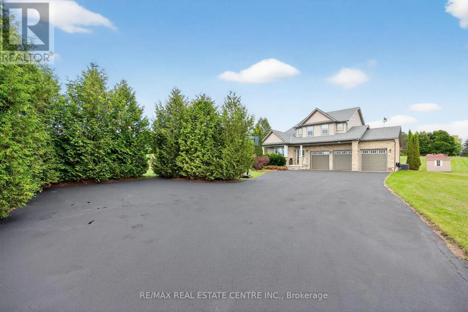 37 WOODLAND DRIVE