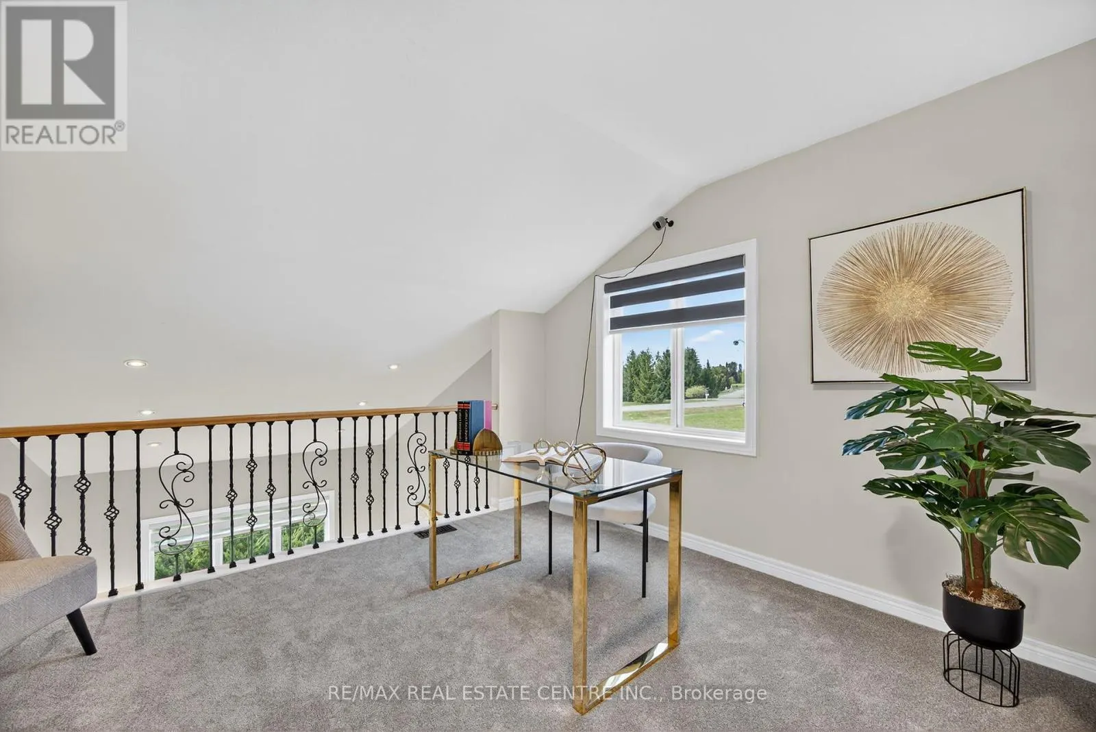 37 WOODLAND DRIVE