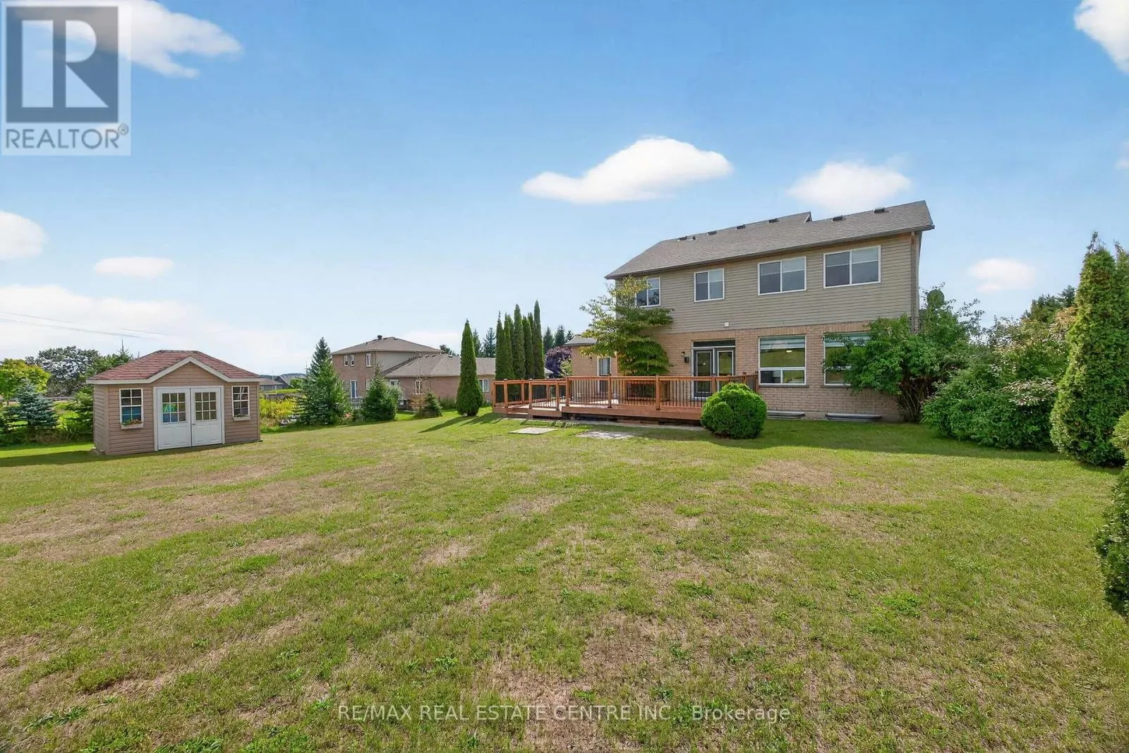 37 WOODLAND DRIVE