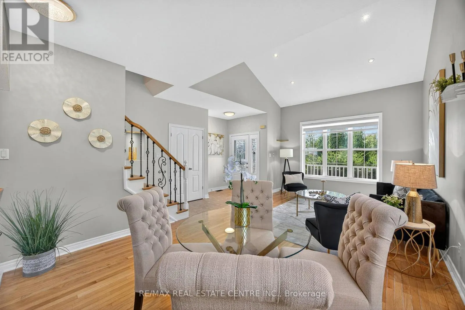37 WOODLAND DRIVE