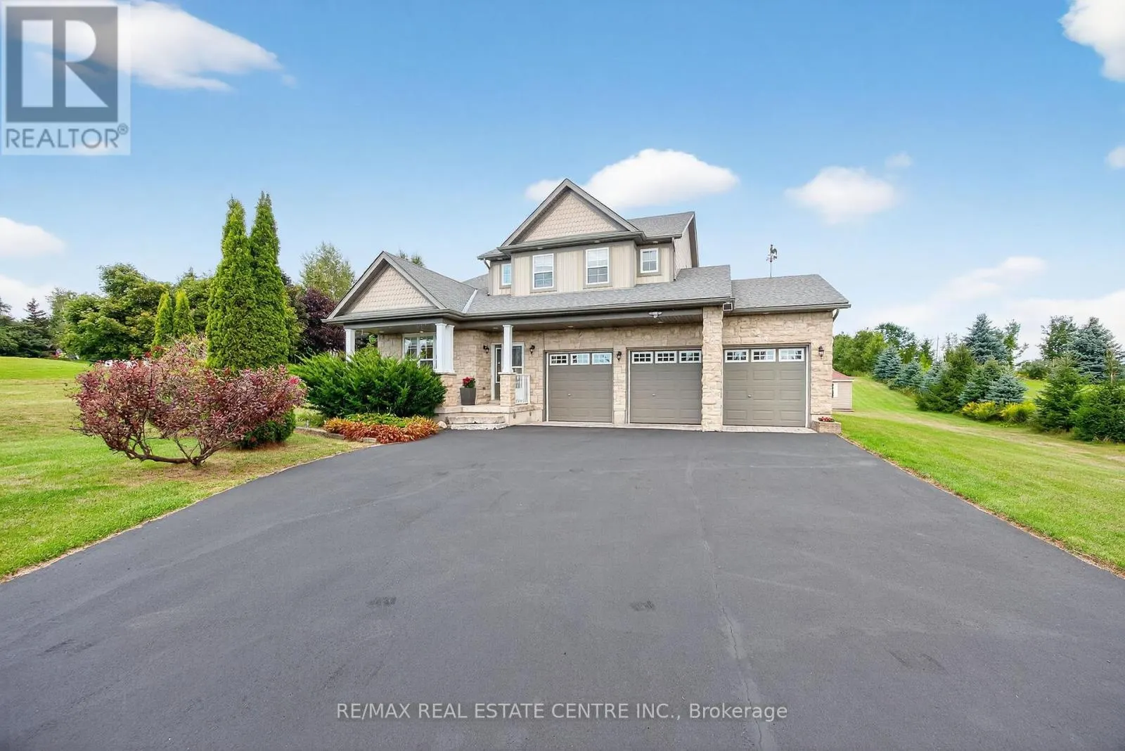 37 WOODLAND DRIVE