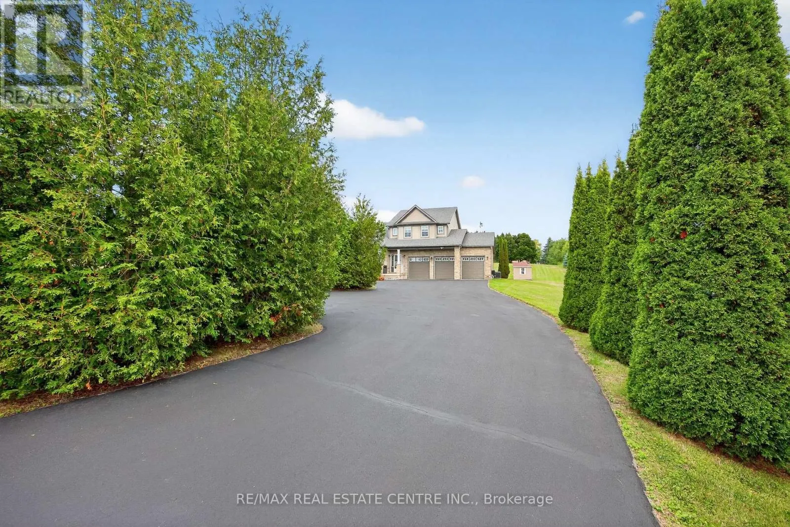 37 WOODLAND DRIVE